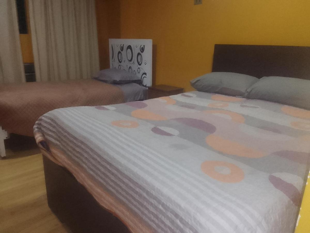 Hostal Sin Fronteras Uyuni Kültér fotó